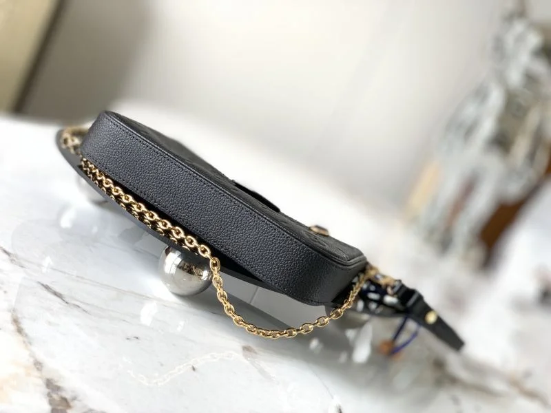 Fashionable Louis Vuitton Hobo Bags 39782