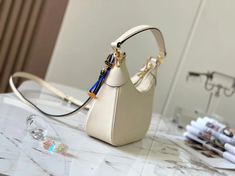 FashionForward Louis Vuitton Hobo Bags 39781