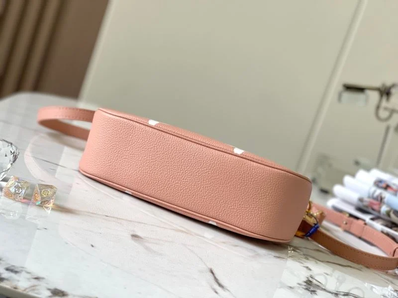 Louis Vuitton Hobo Bags Sustainable 39757