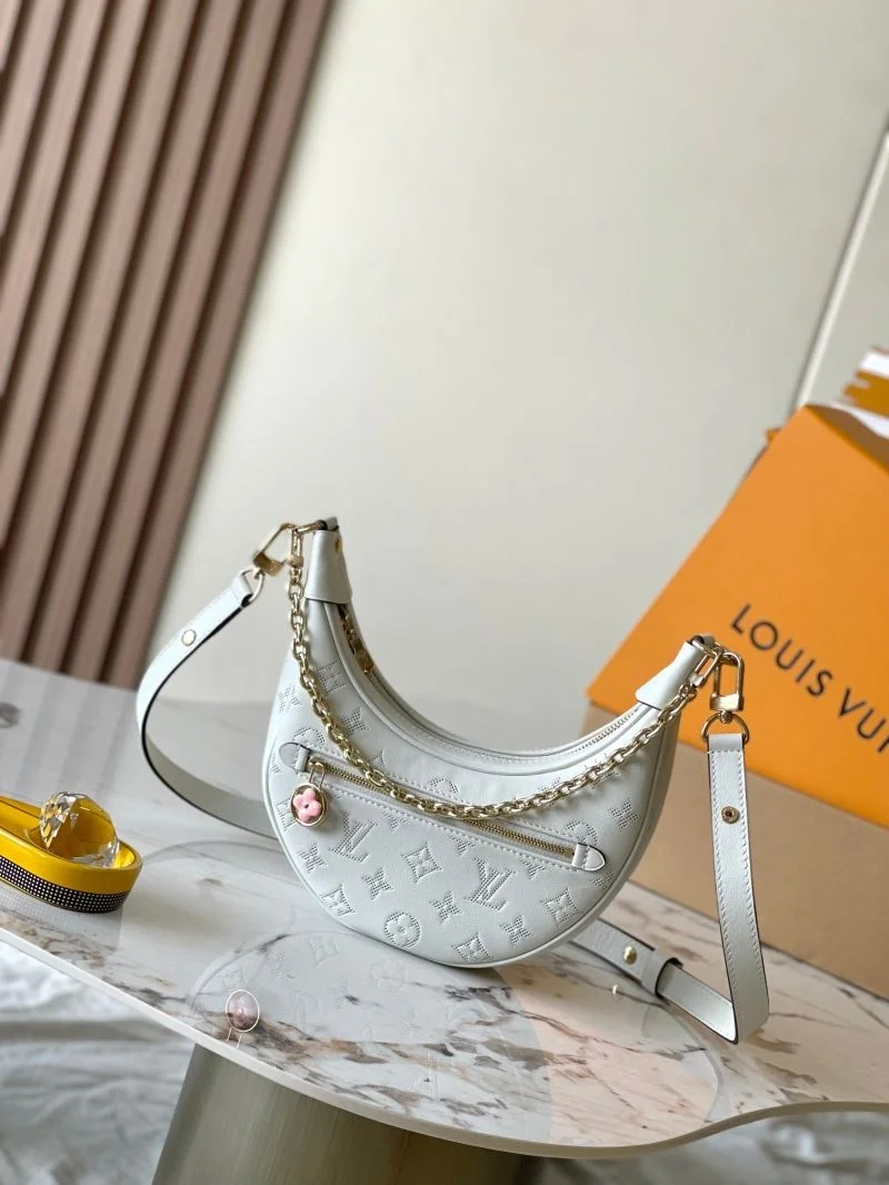 Louis Vuitton Hobo Bags GoAnywhere 39744