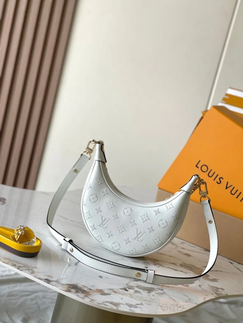 Louis Vuitton Hobo Bags GoAnywhere 39744