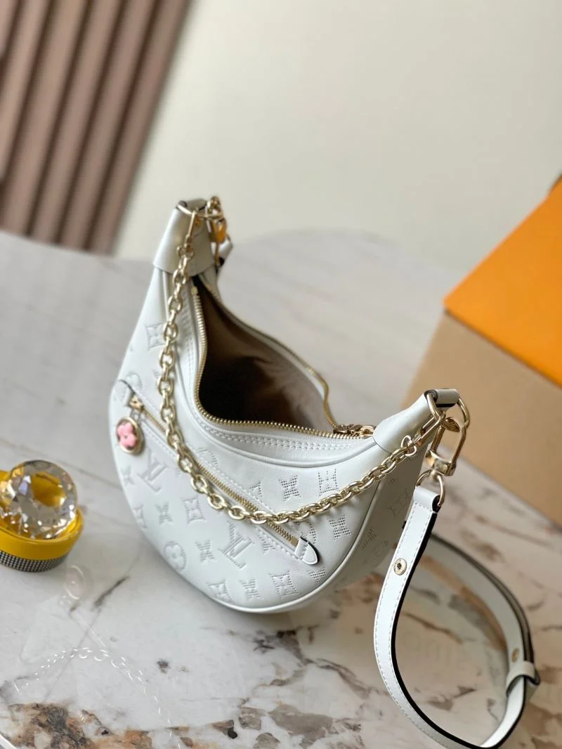 Louis Vuitton Hobo Bags GoAnywhere 39744