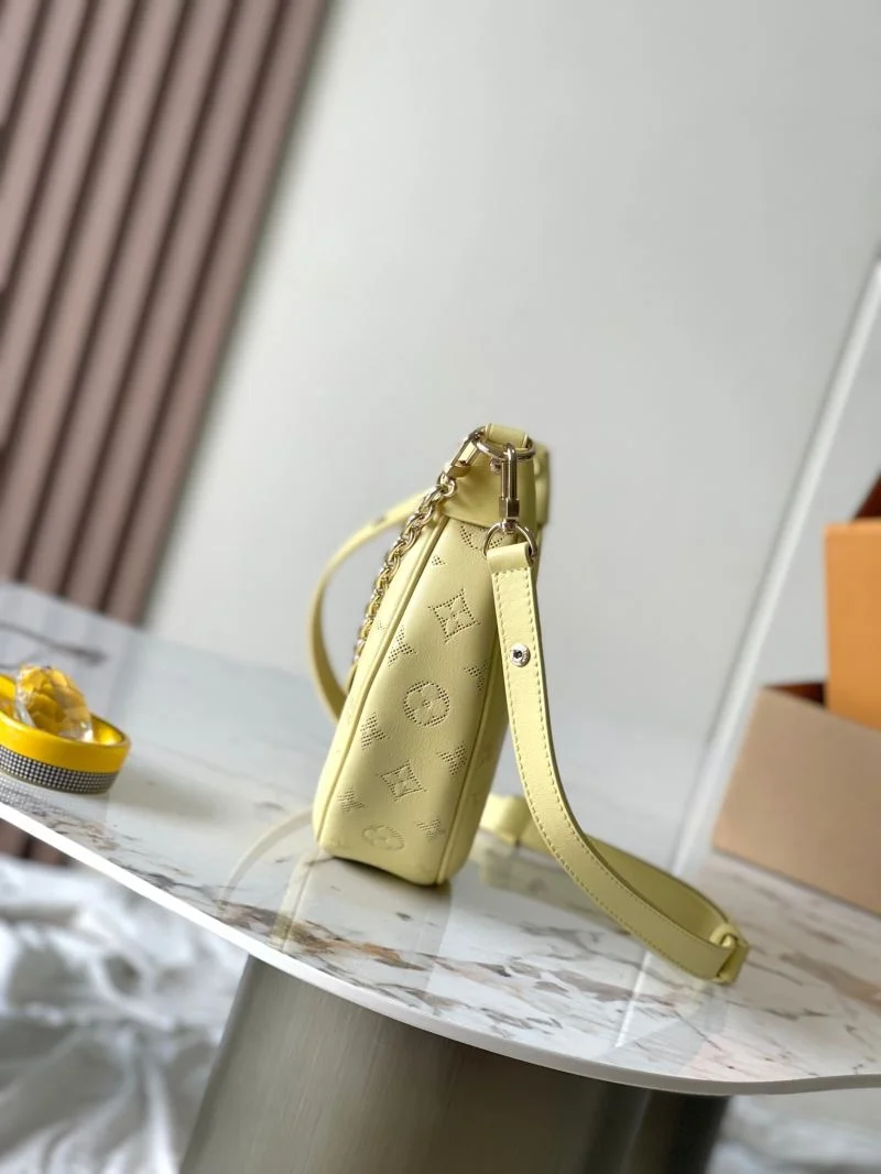 Louis Vuitton Hobo Bags OnTrend 39746