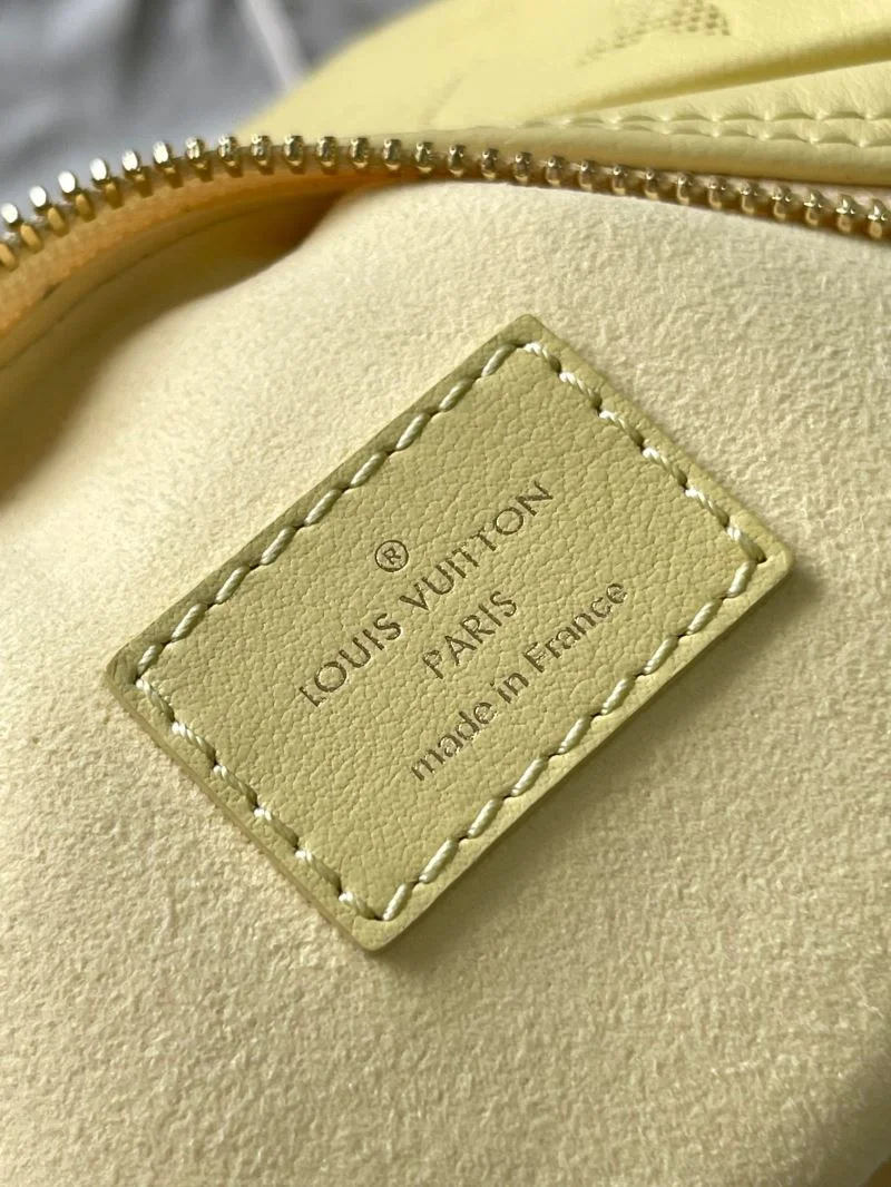 Louis Vuitton Hobo Bags OnTrend 39746