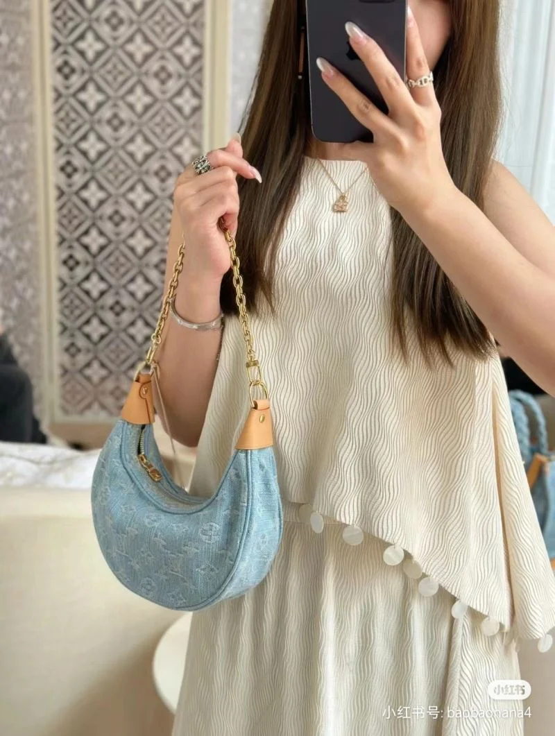 OdorResistant Louis Vuitton Hobo Bags 39742