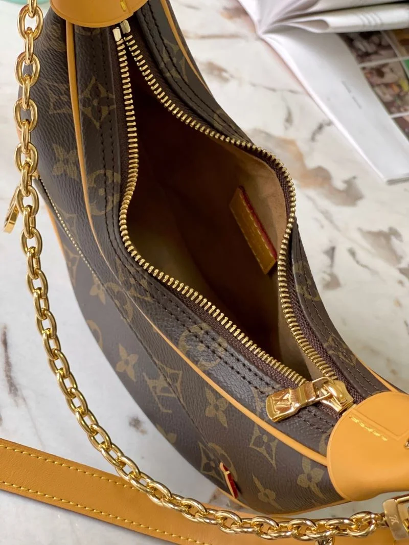 Louis Vuitton Hobo Bags Vibrant 39779
