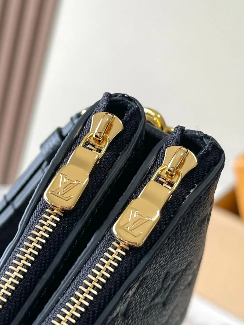 Louis Vuitton Hobo Bags Unisex 39740