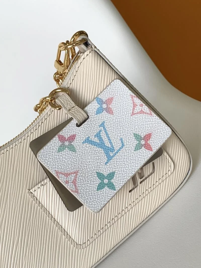 Louis Vuitton Hobo Bags SportInspired 39723