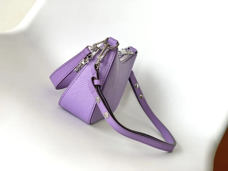 Seasonal Louis Vuitton Hobo Bags 39732
