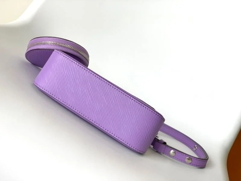 Seasonal Louis Vuitton Hobo Bags 39732