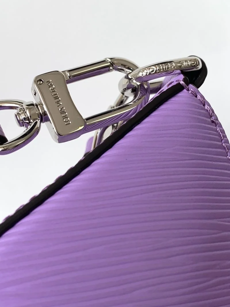 Seasonal Louis Vuitton Hobo Bags 39732
