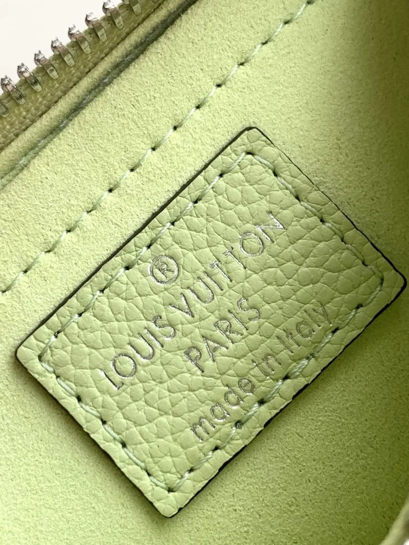 Louis Vuitton Hobo Bags UrbanStyle 39726