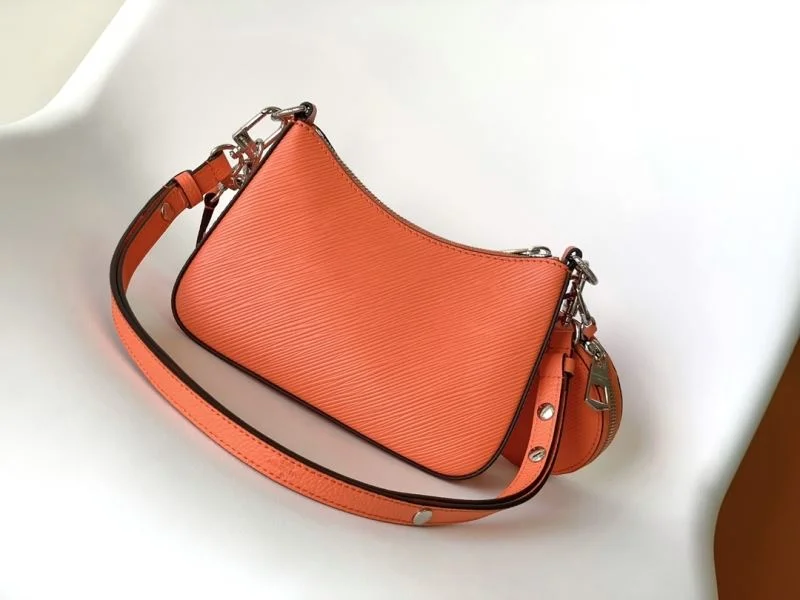 Seasonal Louis Vuitton Hobo Bags 39727