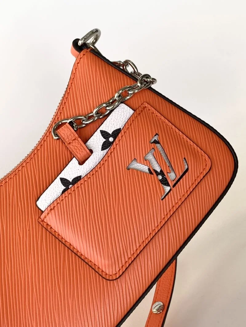 Seasonal Louis Vuitton Hobo Bags 39727