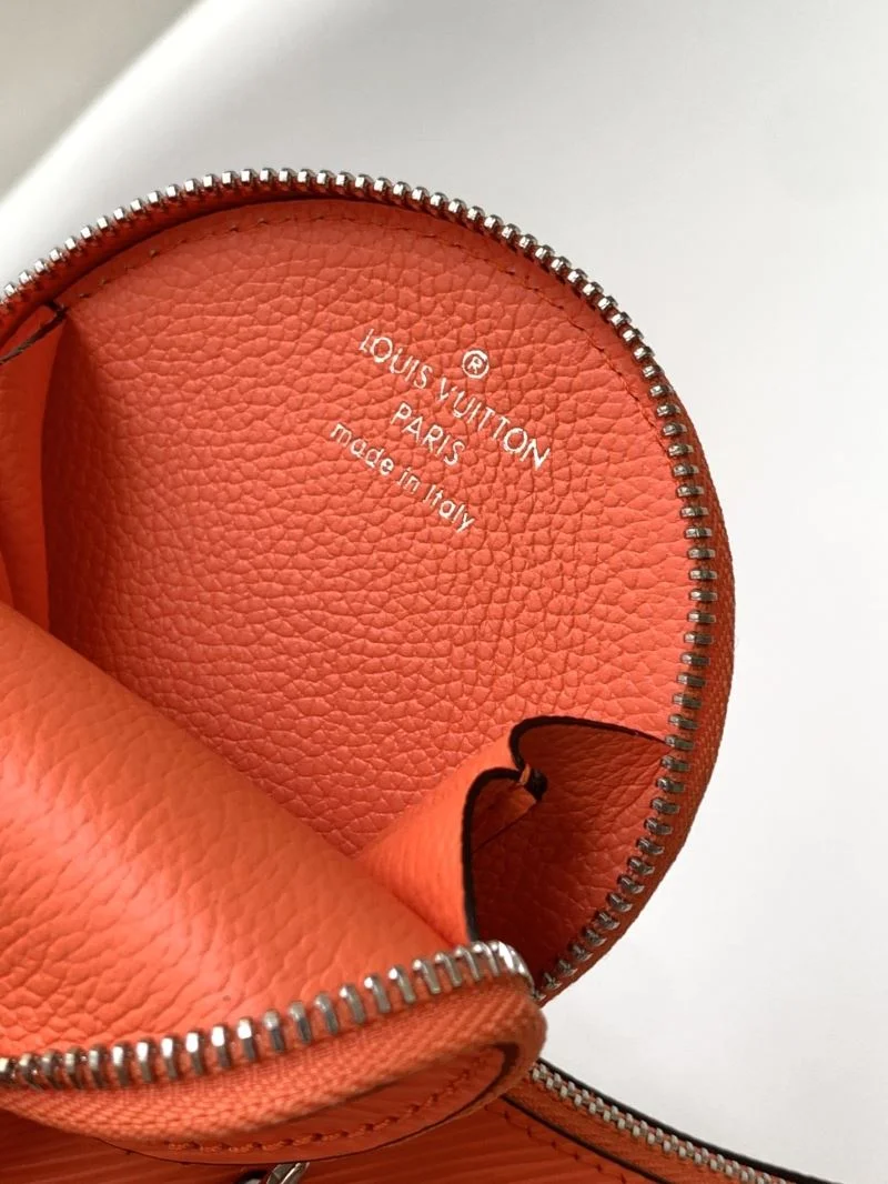 Seasonal Louis Vuitton Hobo Bags 39727