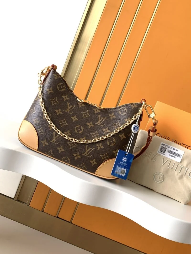 Louis Vuitton Hobo Bags Trendy 39728