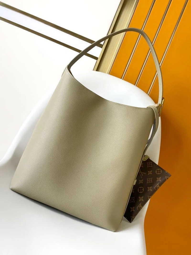 TravelReady Louis Vuitton Hobo Bags 39756