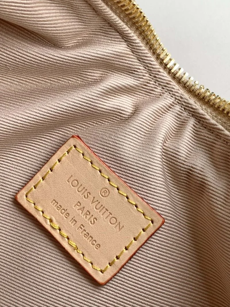 Louis Vuitton Hobo Bags Affordable 39280