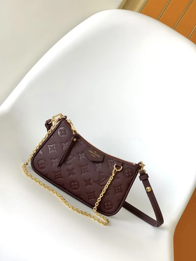 UrbanChic Louis Vuitton Hobo Bags 39288