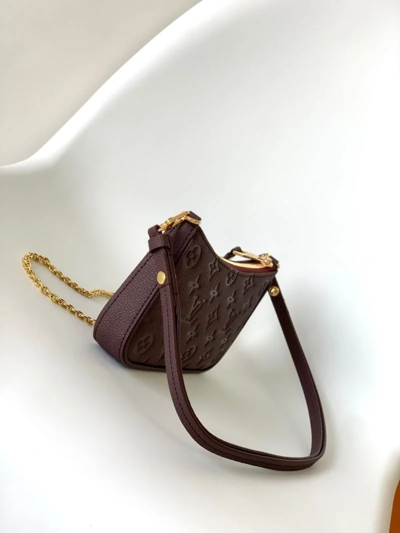 UrbanChic Louis Vuitton Hobo Bags 39288