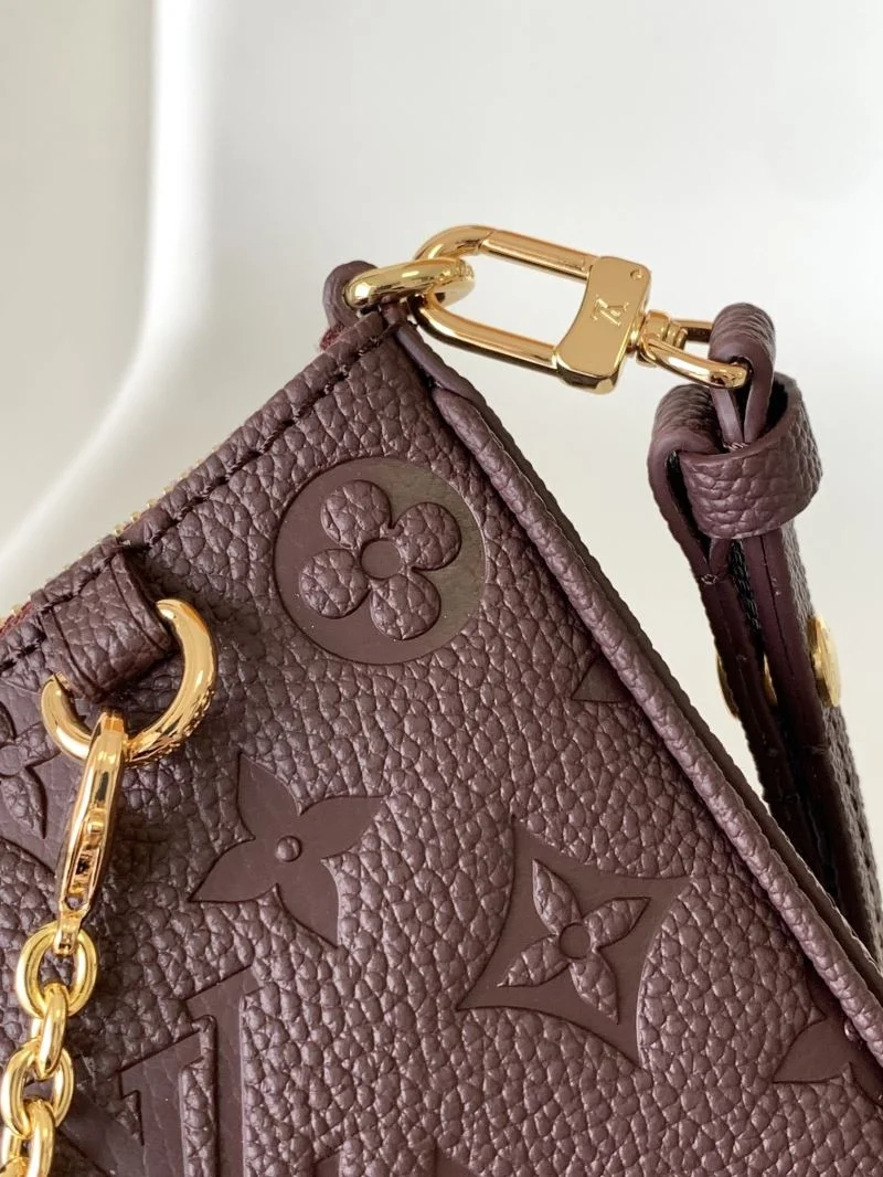 UrbanChic Louis Vuitton Hobo Bags 39288