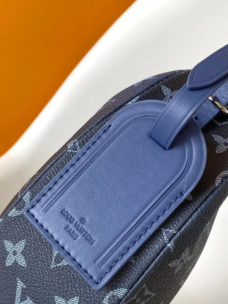 Louis Vuitton Hobo Bags FreshLook 39272