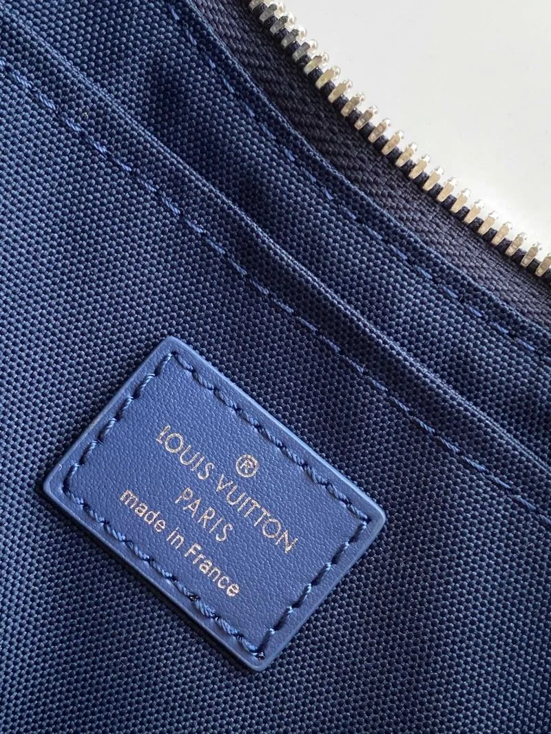 Louis Vuitton Hobo Bags FreshLook 39272