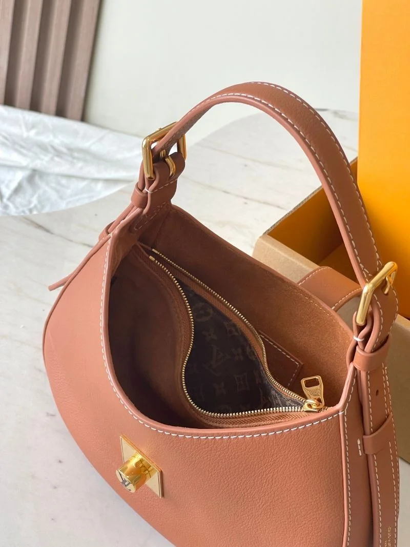 DailyWear Louis Vuitton Hobo Bags 39253