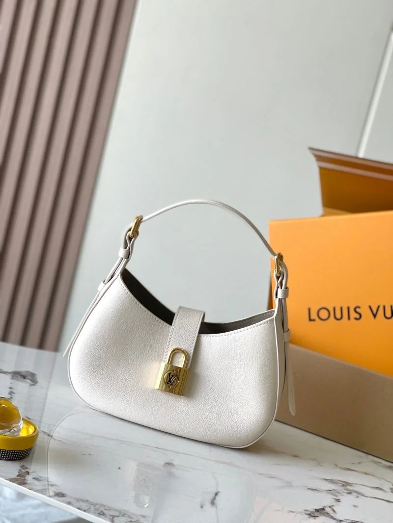 Thermal Louis Vuitton Hobo Bags 39269