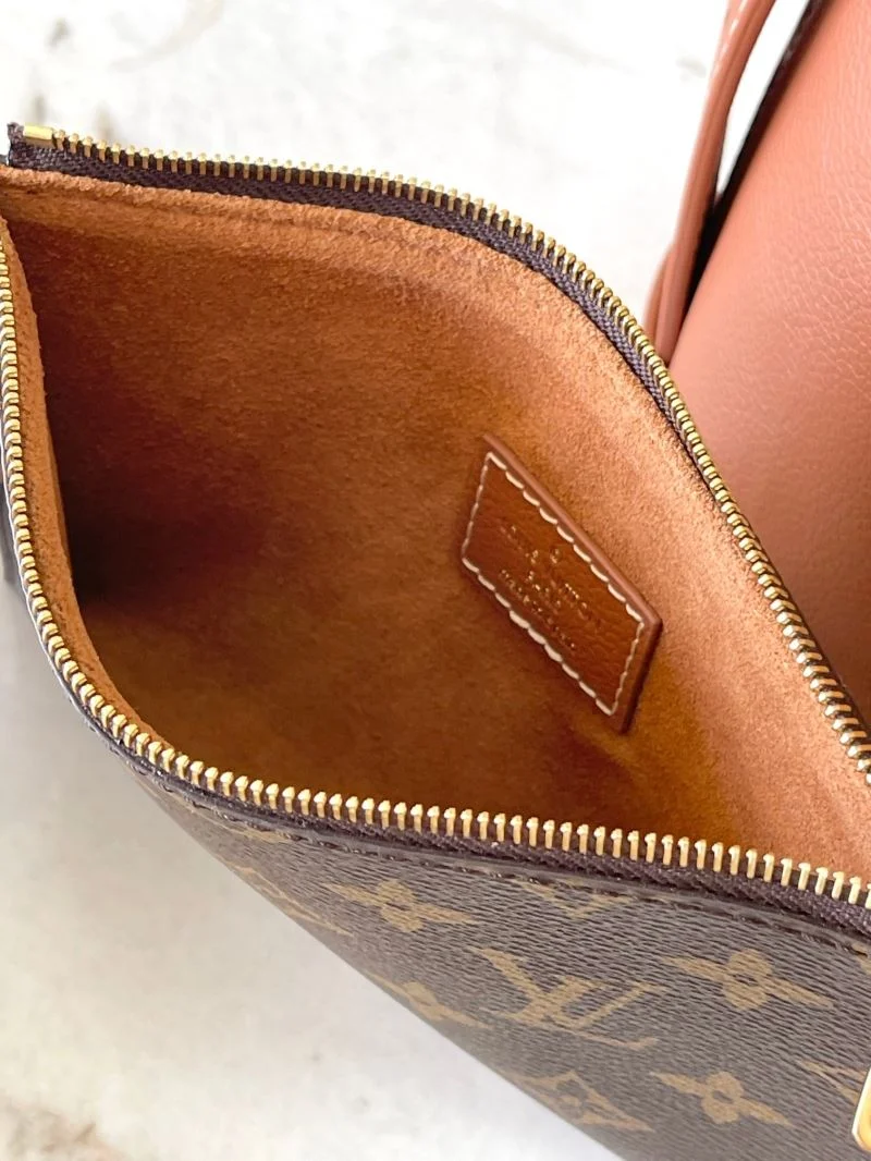 Louis Vuitton Hobo Bags Premium 39251