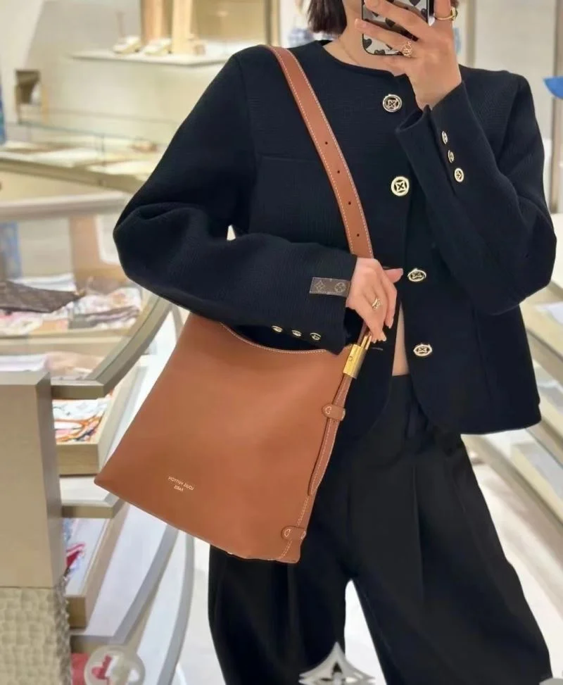 Louis Vuitton Hobo Bags Premium 39251