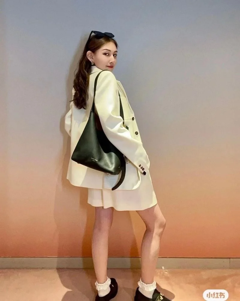 Louis Vuitton Hobo Bags MoistureWicking 39286