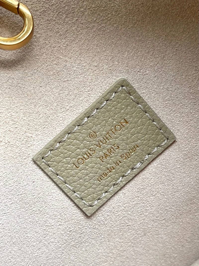 AllSeason Louis Vuitton Hobo Bags 39248