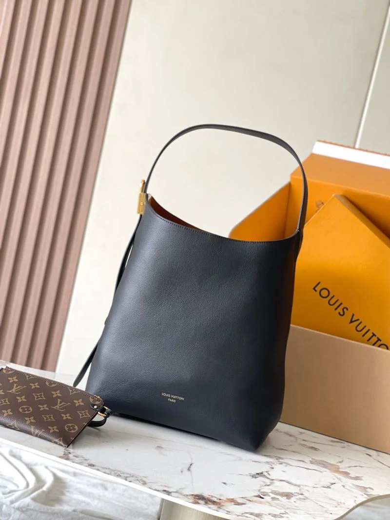 Soft Louis Vuitton Hobo Bags 39265