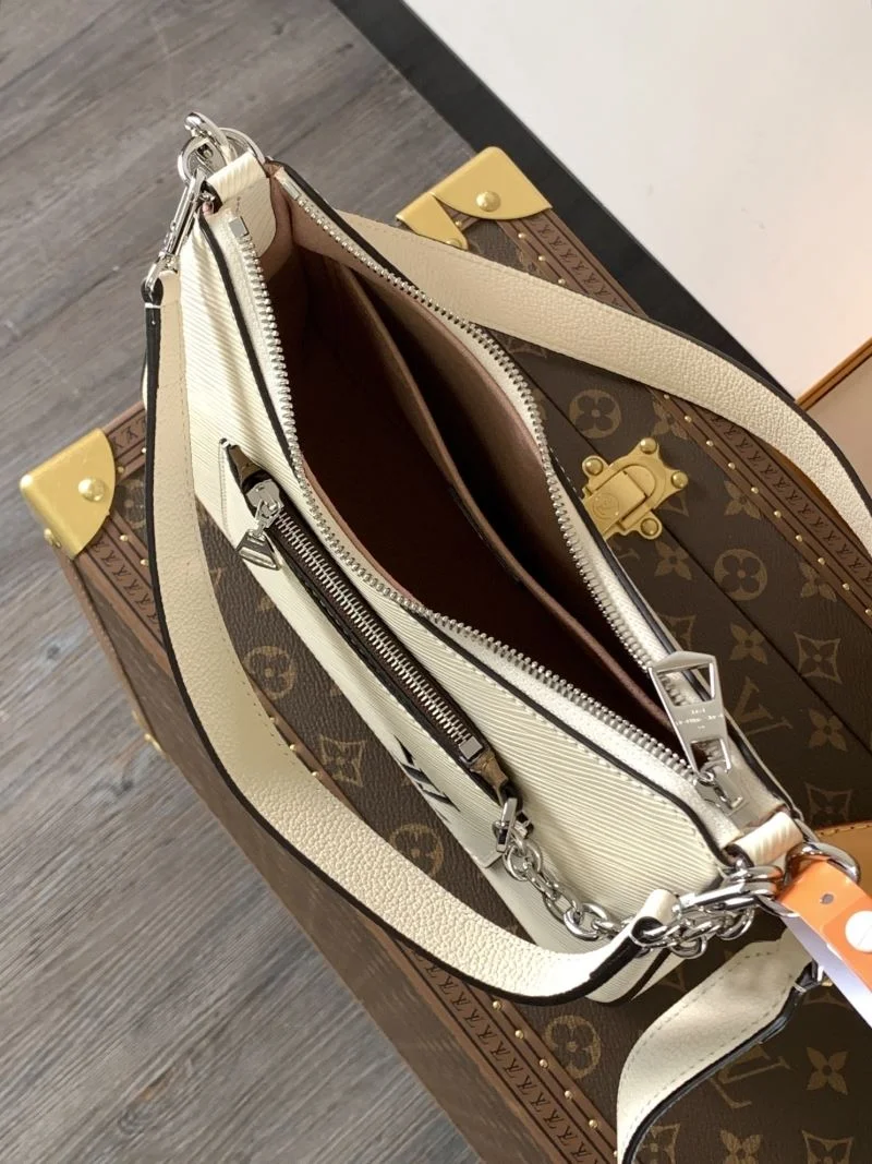 Louis Vuitton Hobo Bags Comfortable 39242