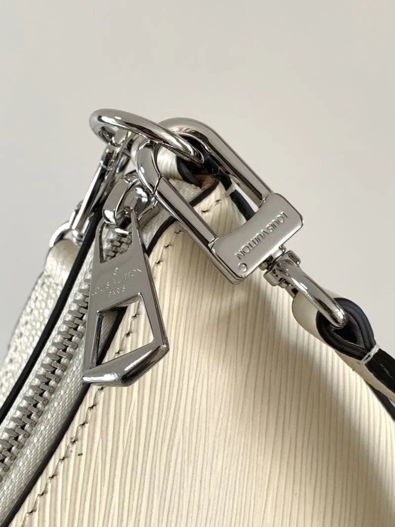 Louis Vuitton Hobo Bags Comfortable 39242