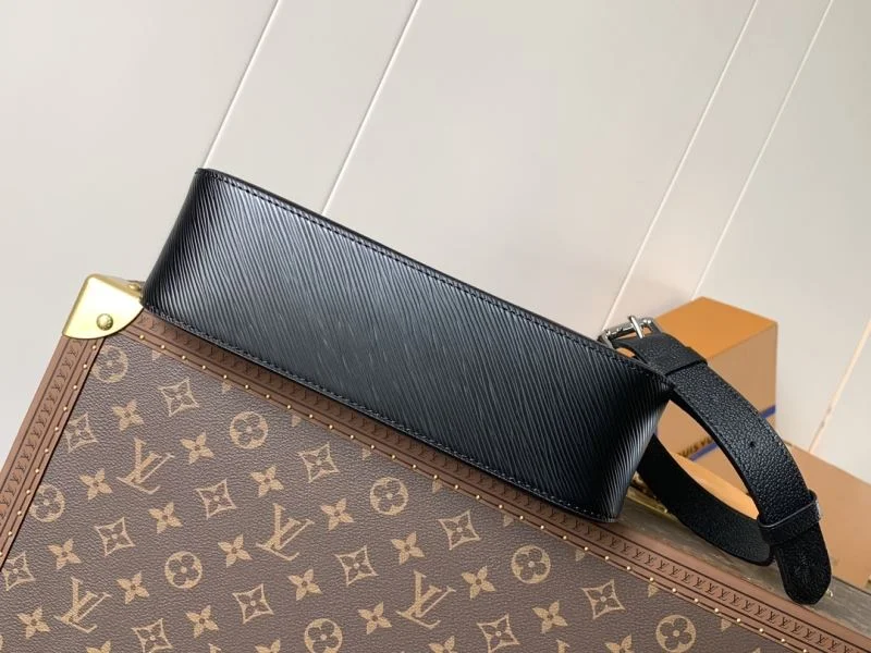 Louis Vuitton Hobo Bags Refined 39263