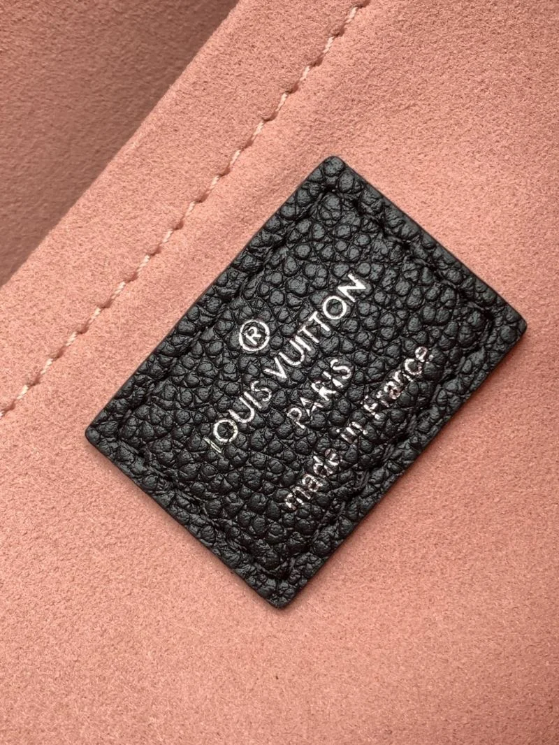 Louis Vuitton Hobo Bags Refined 39263
