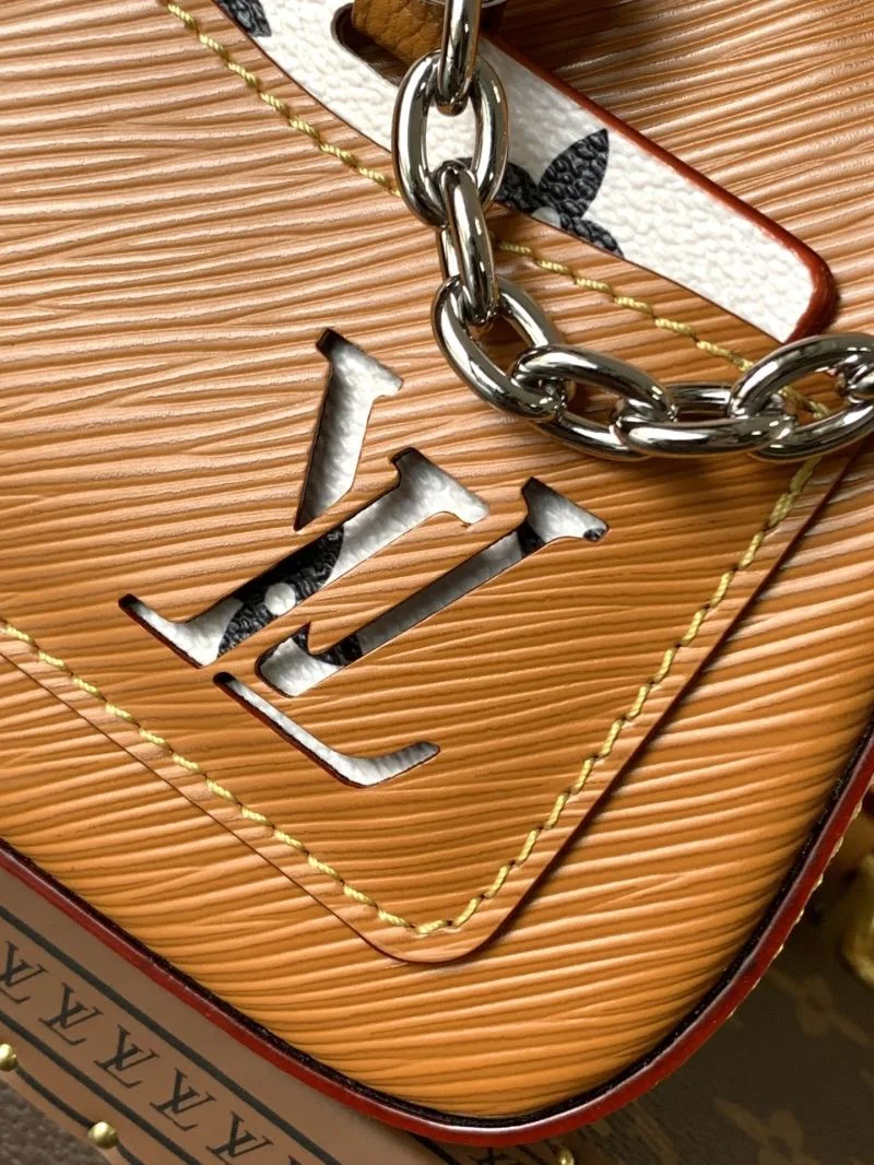 Unisex Louis Vuitton Hobo Bags 39256