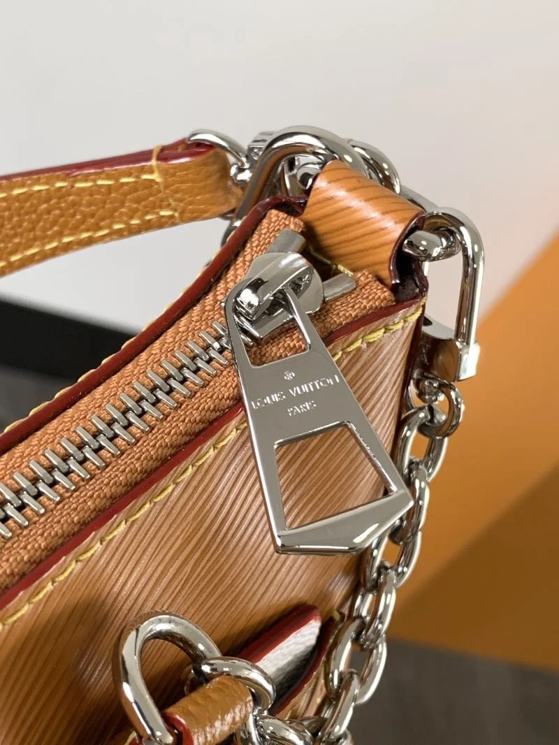 Unisex Louis Vuitton Hobo Bags 39256