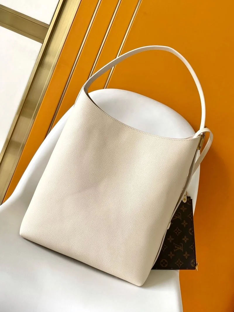 Louis Vuitton Hobo Bags Bright 39239