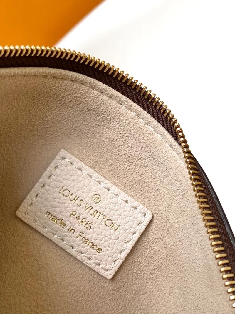 Louis Vuitton Hobo Bags Bright 39239