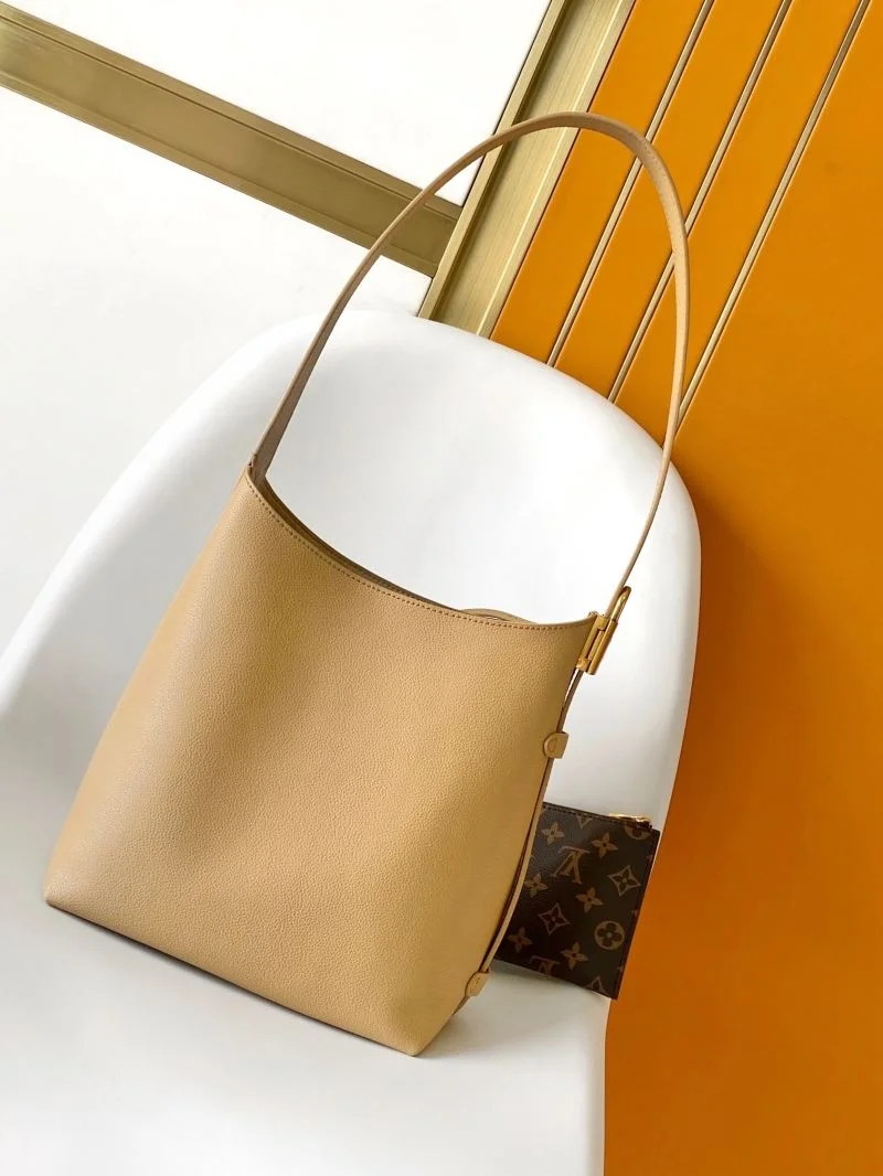ZipUp Louis Vuitton Hobo Bags 39250