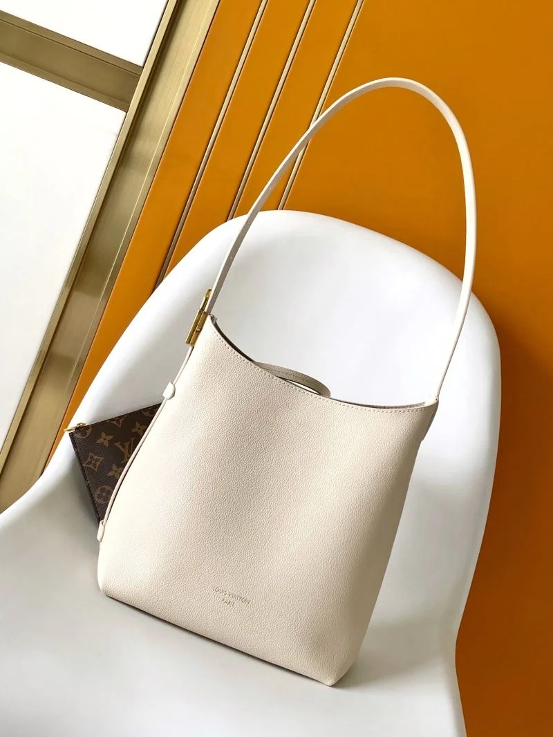 Louis Vuitton Hobo Bags SportInspired 39233