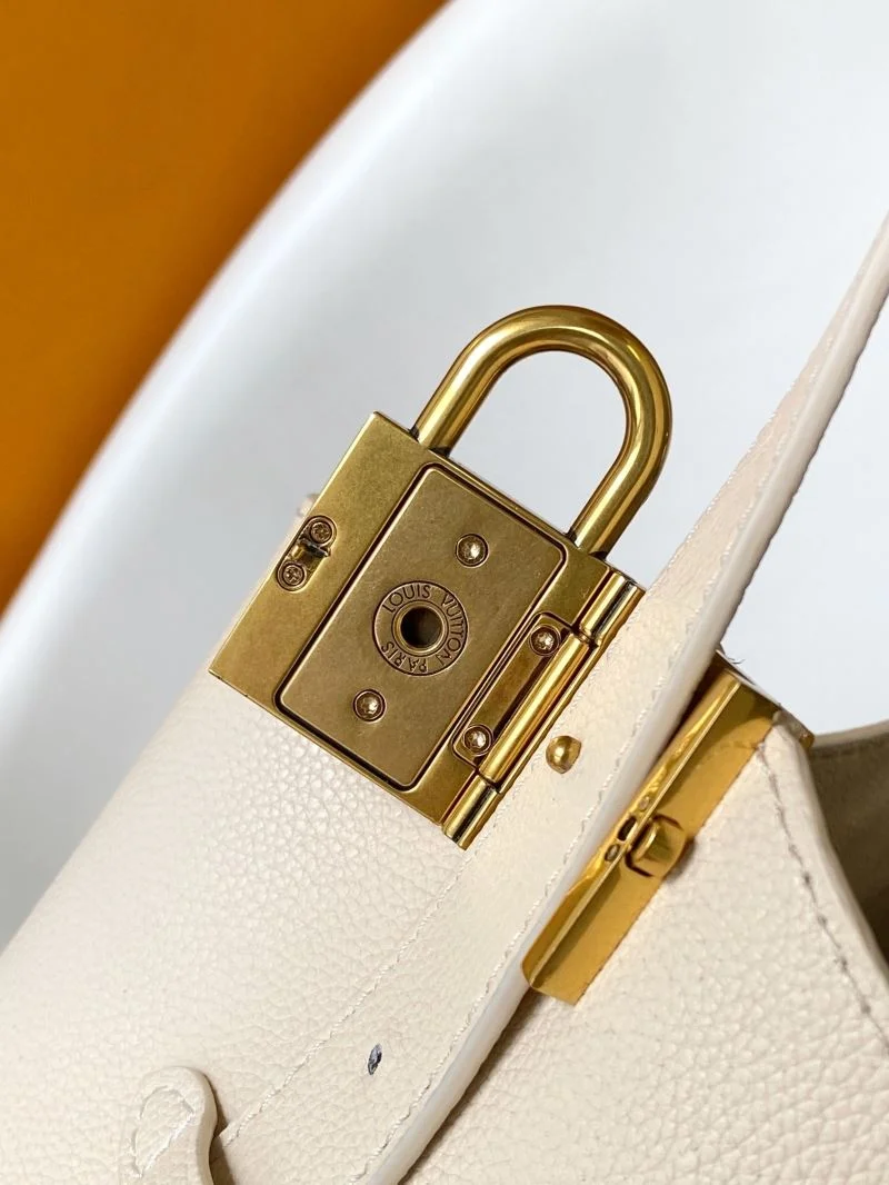 Louis Vuitton Hobo Bags SportInspired 39233