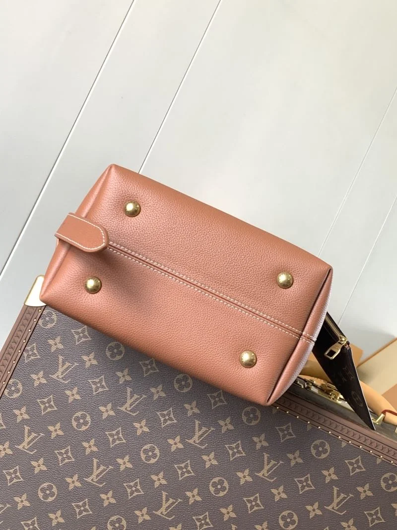 Louis Vuitton Hobo Bags Youthful 38911