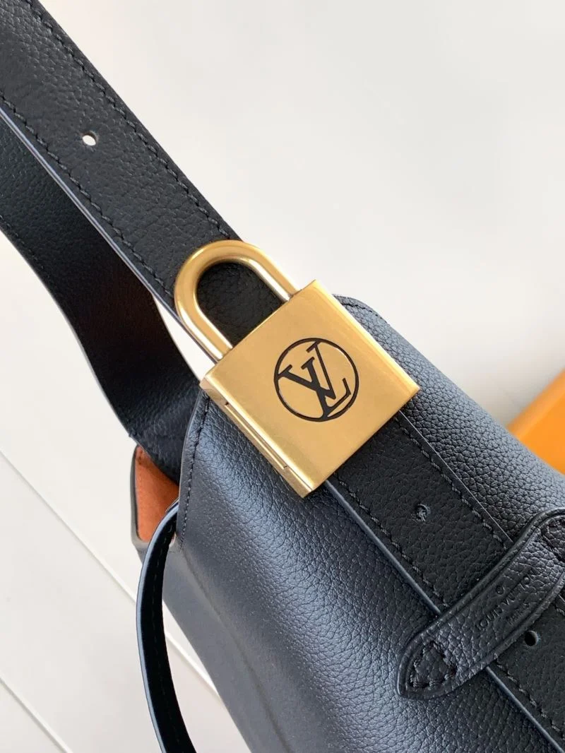 Contemporary Louis Vuitton Hobo Bags 38909