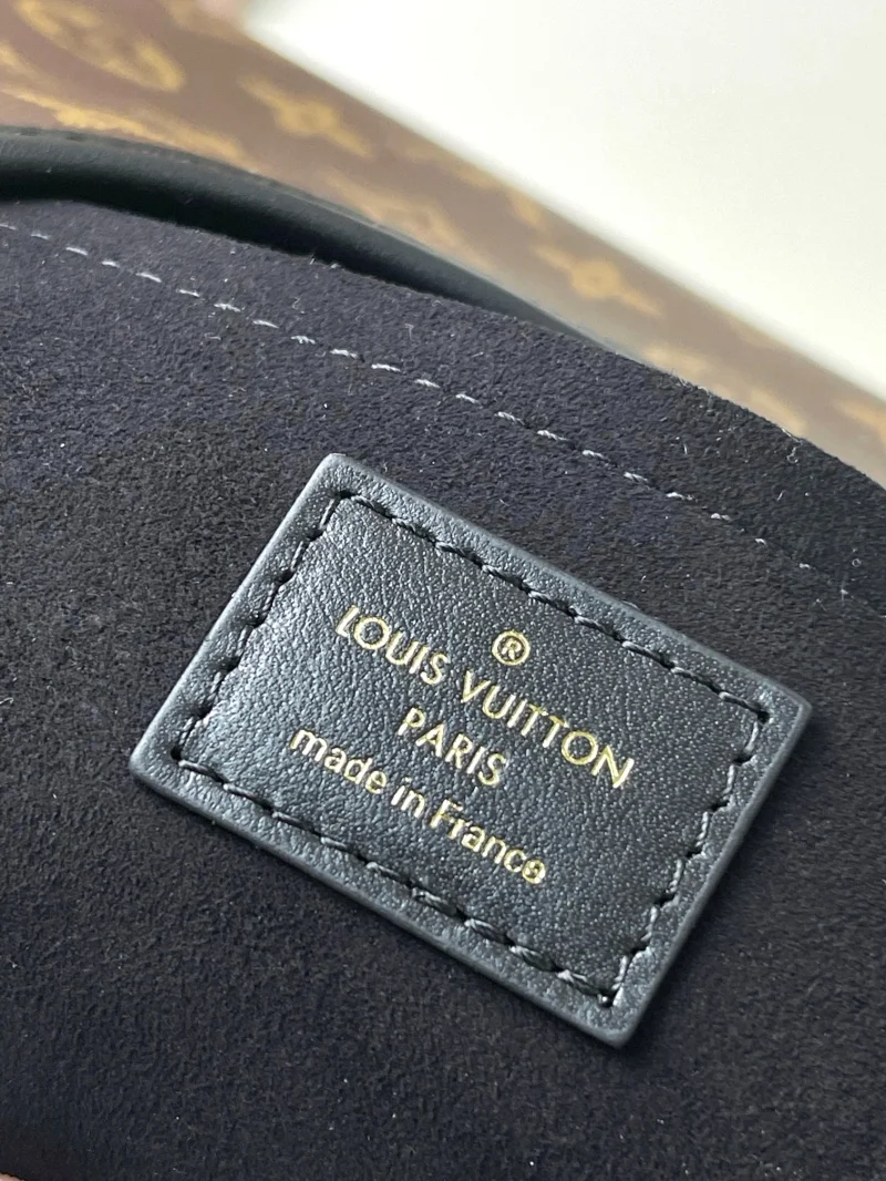 Louis Vuitton Hobo Bags GoodFit 38886