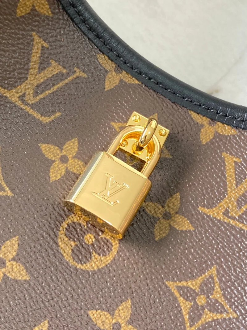 Louis Vuitton Hobo Bags Upgraded 38882