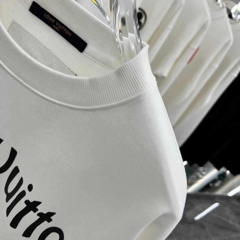 Louis Vuitton Hoodies Versatile 137937